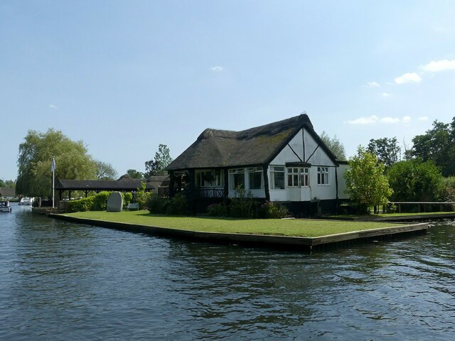Norfolk Broads Direct