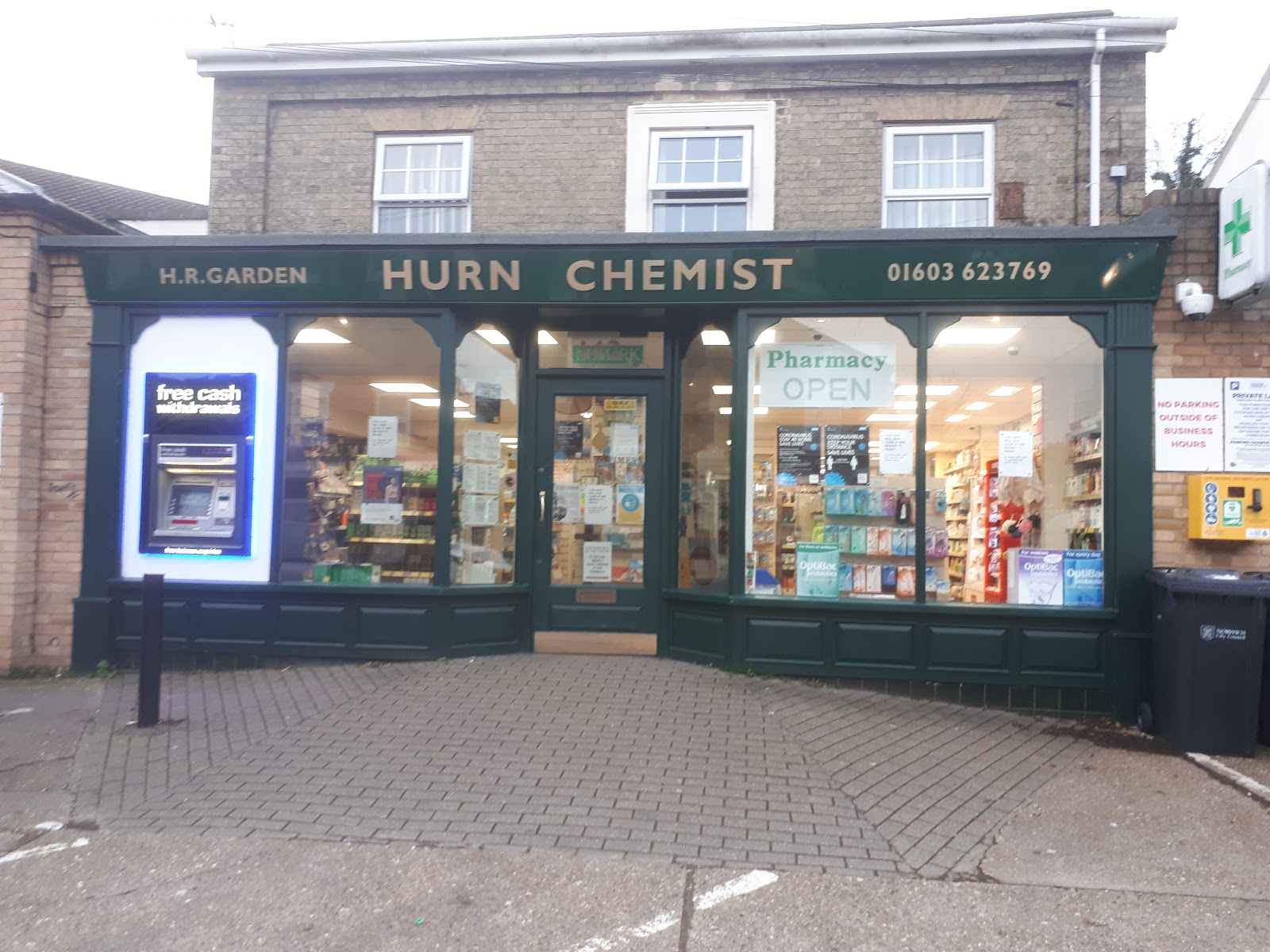 HURN CHEMIST