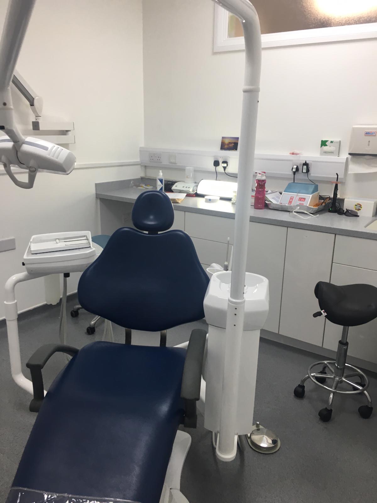 A CLIFTON ROAD (DENTAL SURGERY)