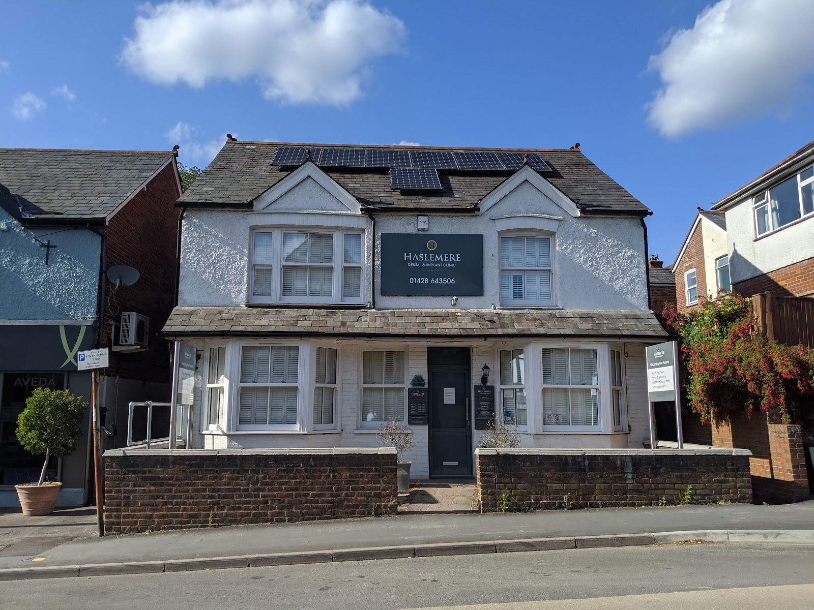 HASLEMERE DENTAL CARE