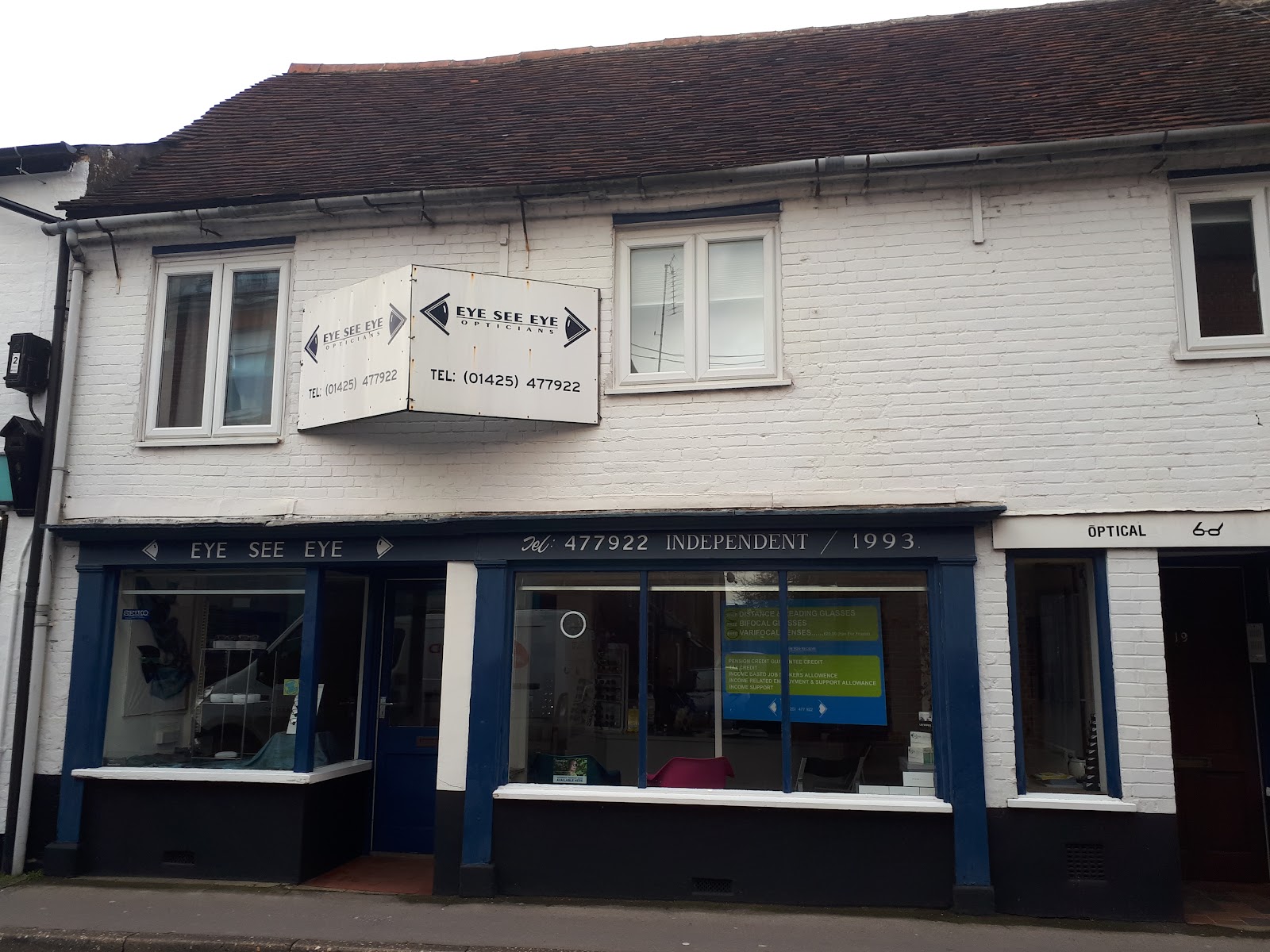 EYESEEEYE OPTICIANS