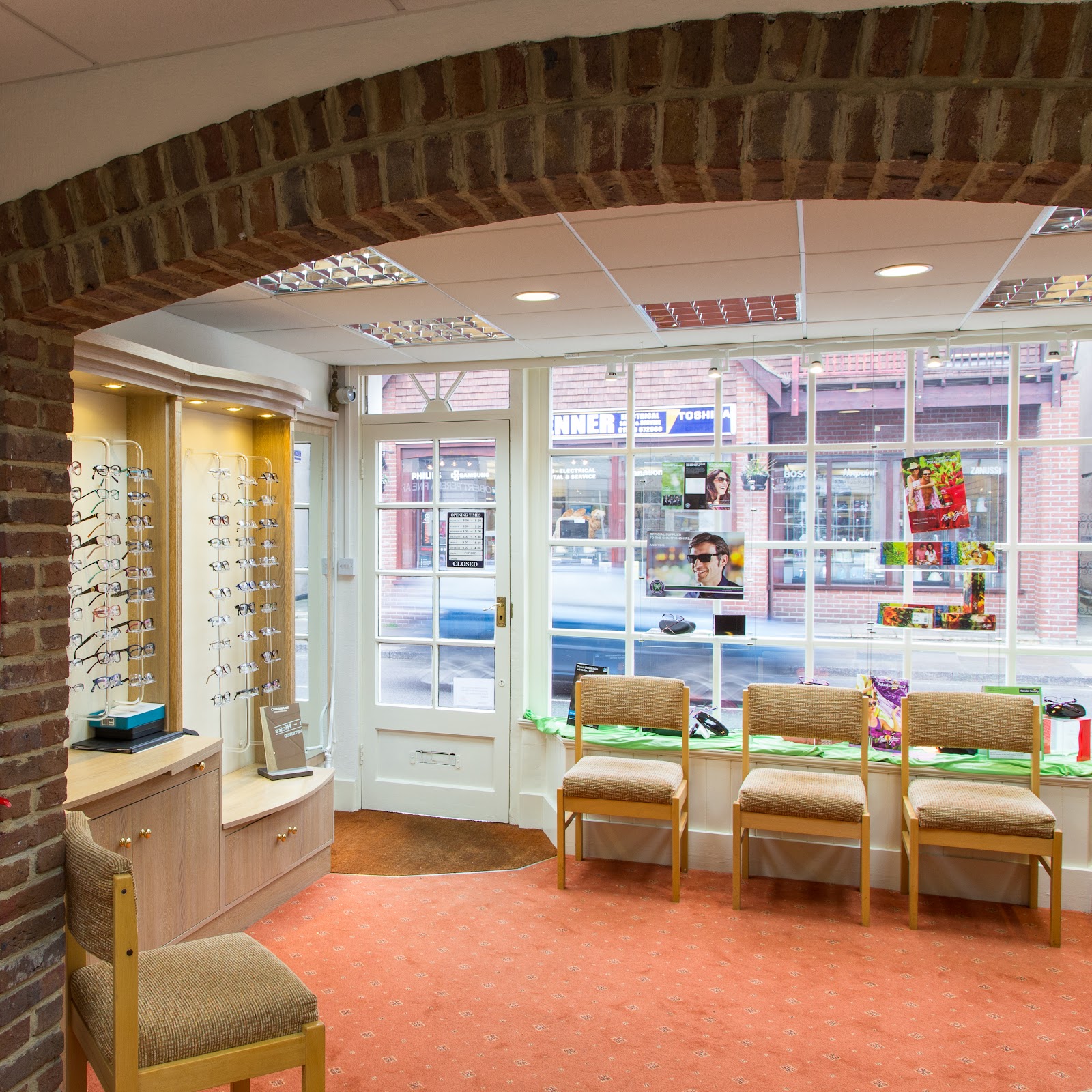 T & A HASSAN-HICKS OPTICIANS