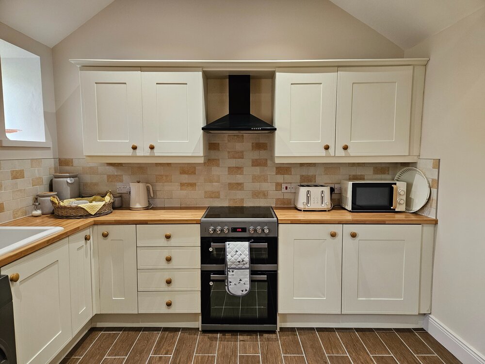 Camien Cafe Car Park