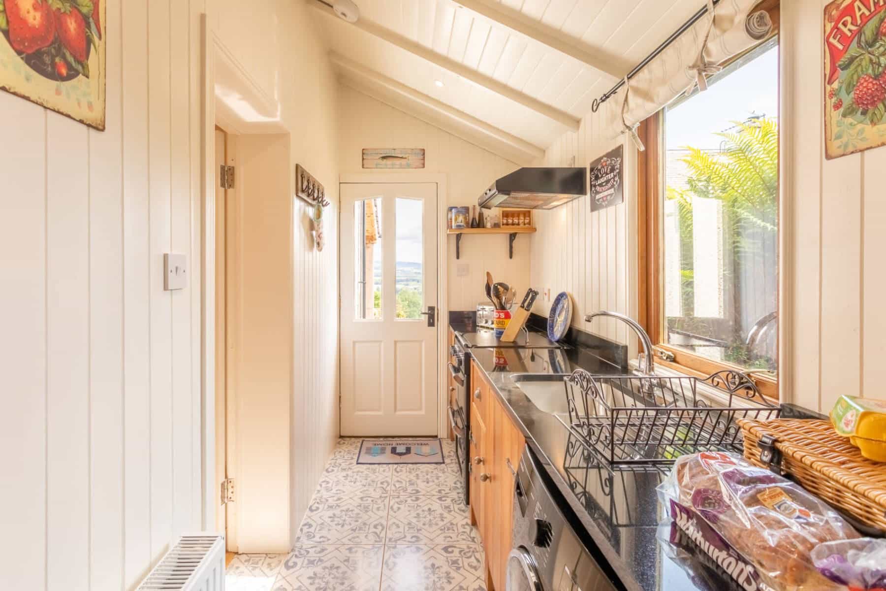 Lakeview Cottages photo