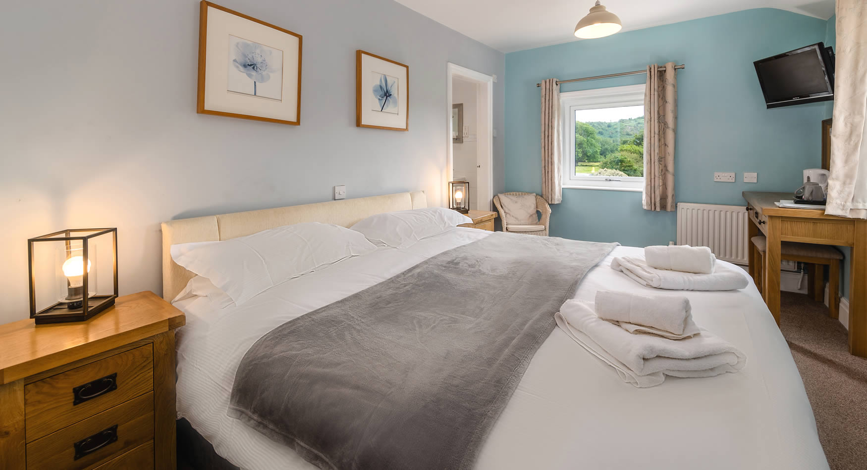 Bower House Inn photo