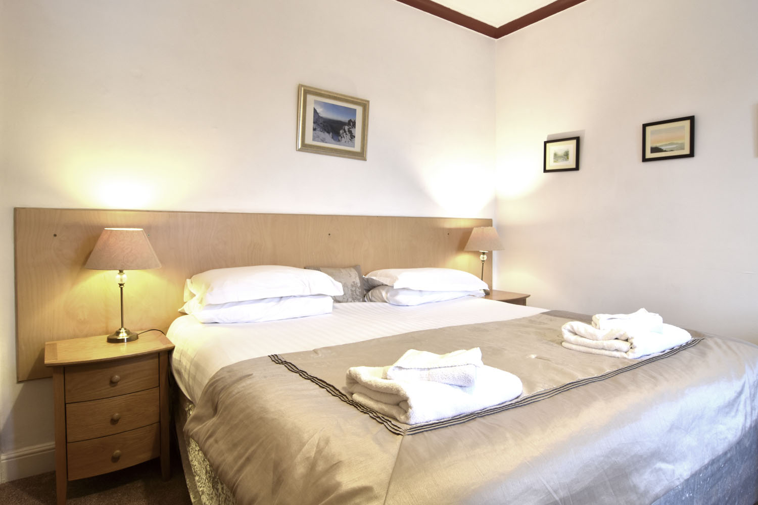 Brook House Inn photo