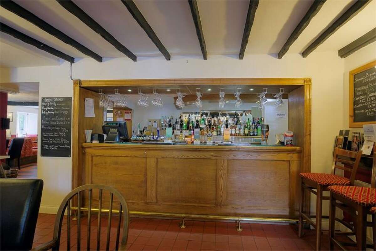 Fox & Hounds Inn photo