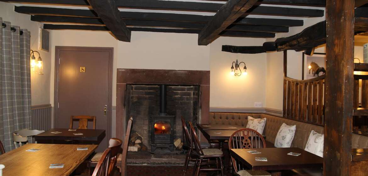 Fox & Hounds Inn photo