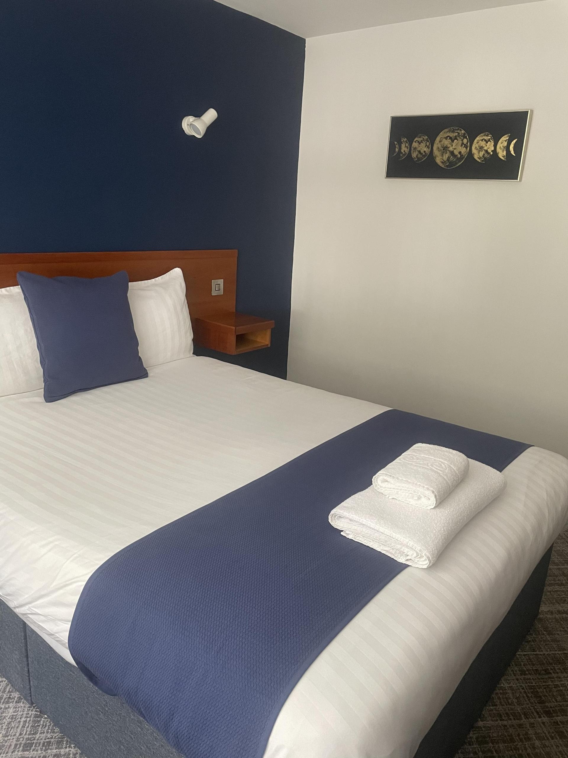 Chase Hotel photo