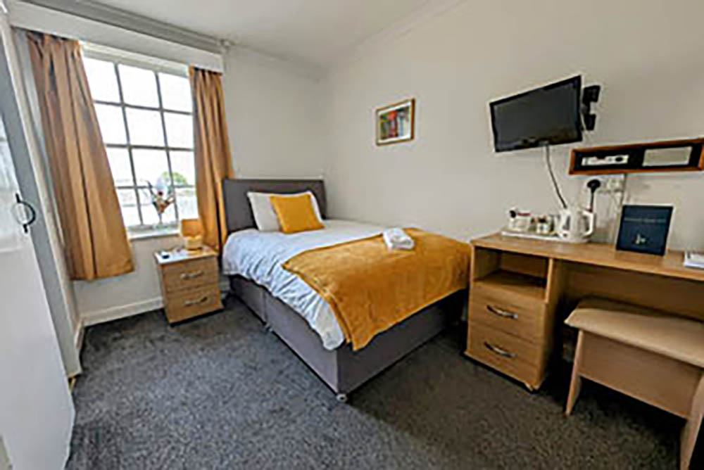 Graham Arms Inn photo