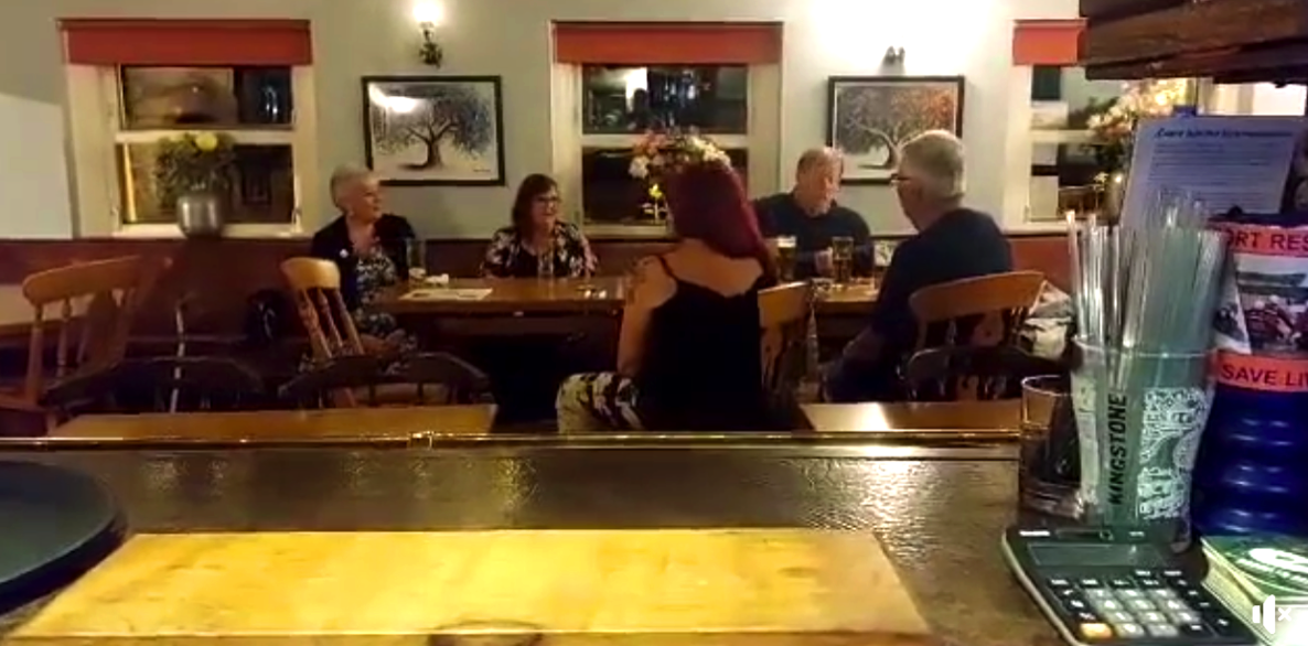 Masons Arms photo