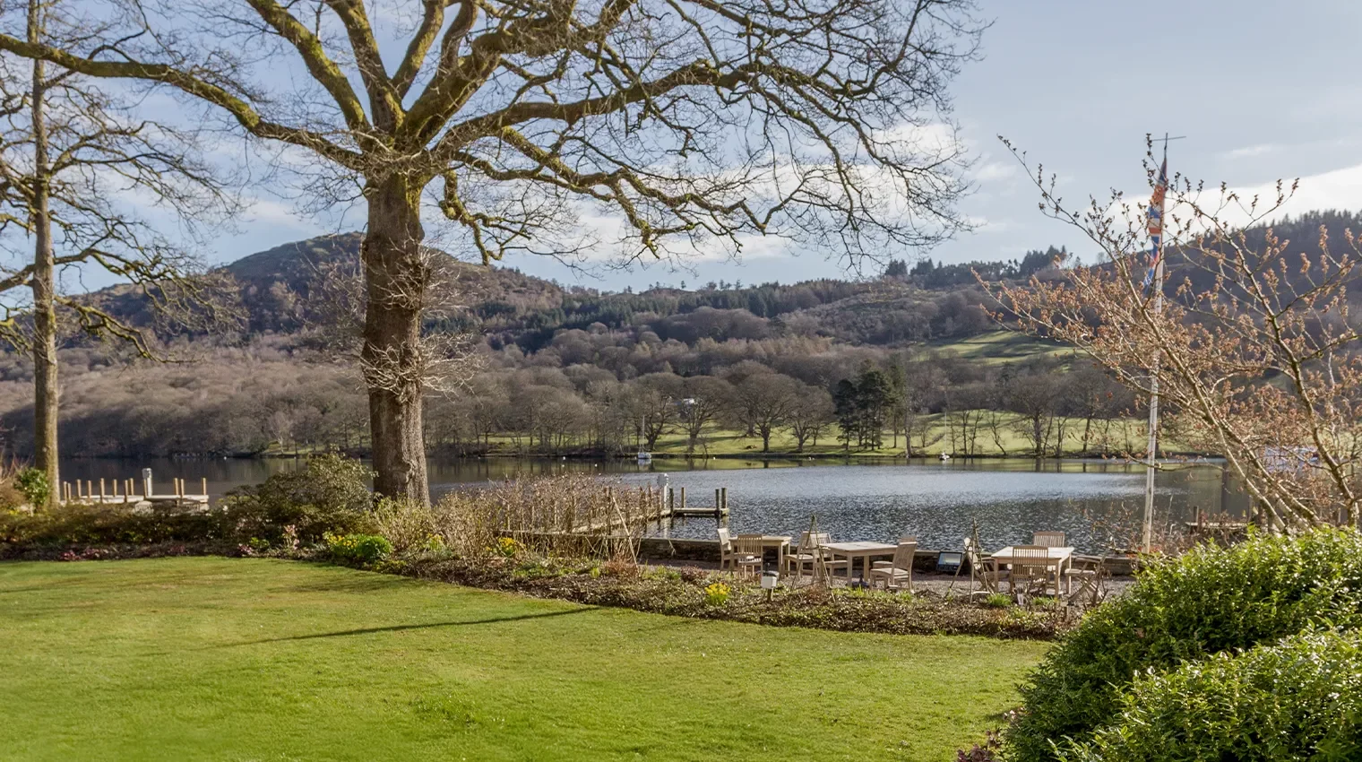 Lakeside Hotel photo