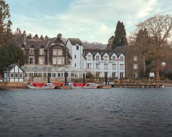 Lakeside Hotel photo