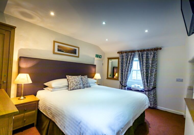Britannia Inn photo