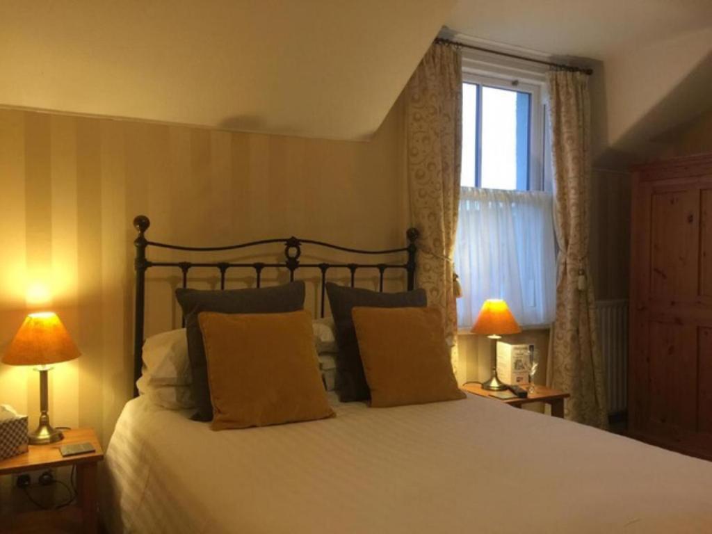 Glendale Guest House photo