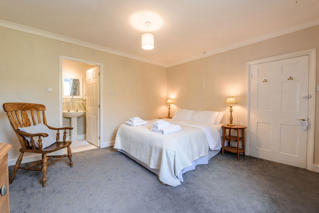 Hollin Root Farm and Lodge B&B photo