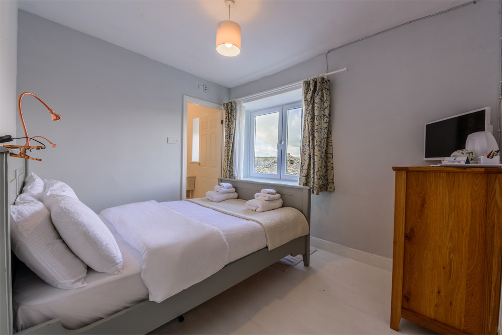 Hollin Root Farm and Lodge B&B photo