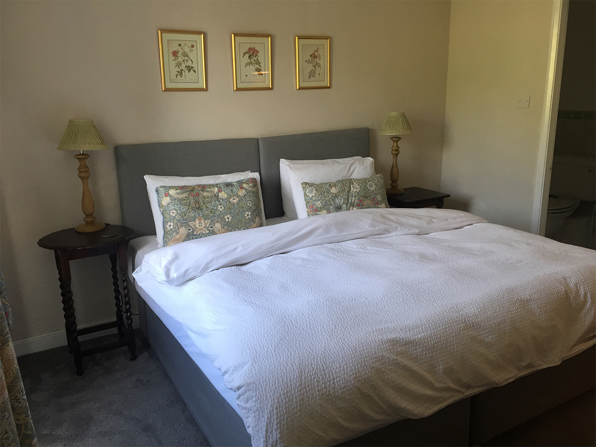 Hollin Root Farm and Lodge B&B photo