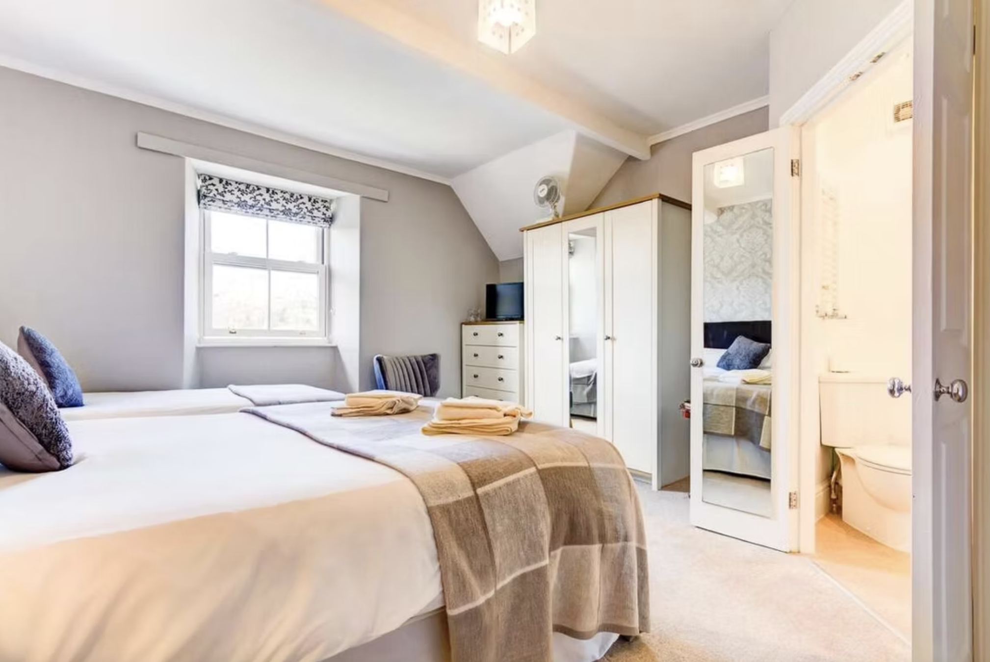 Lyndale Guesthouse photo