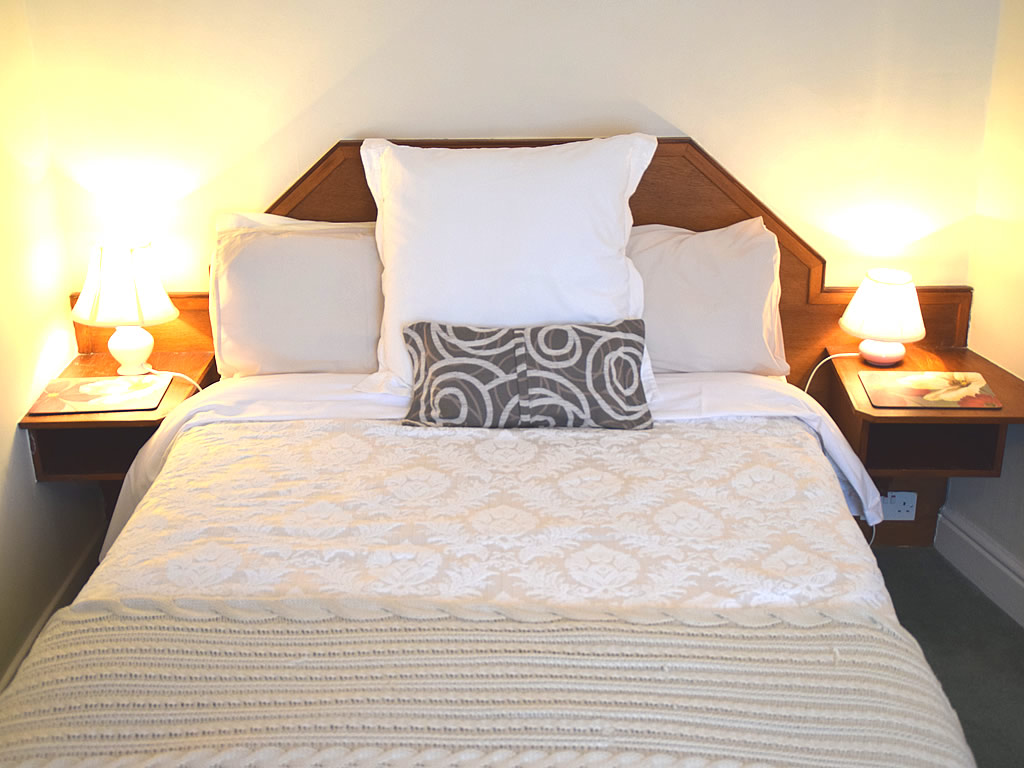 Lynwood Guest House photo