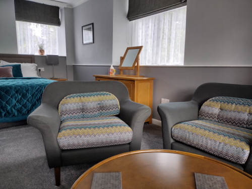 Apartments At Bluebird Lodge photo