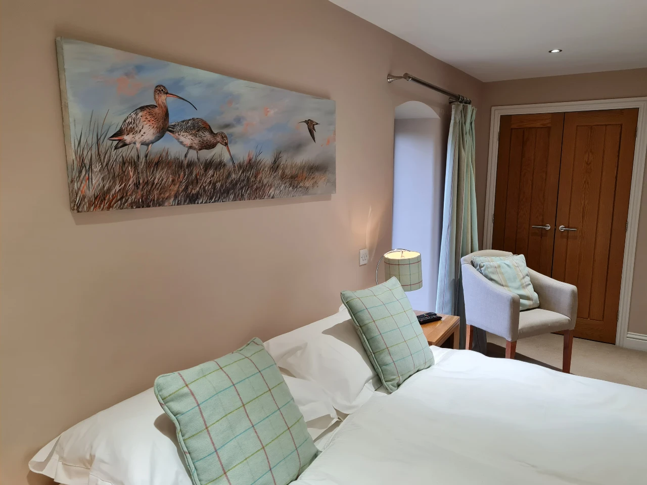 Low Ploughlands photo