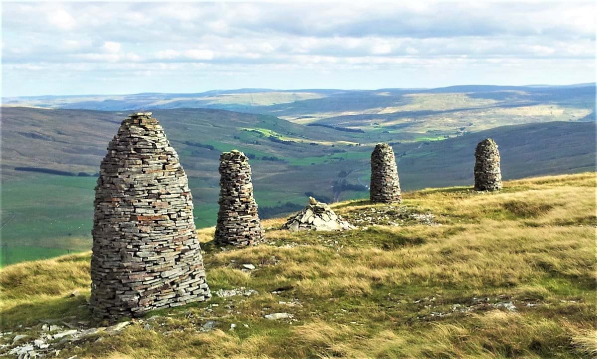 Pendragon View photo