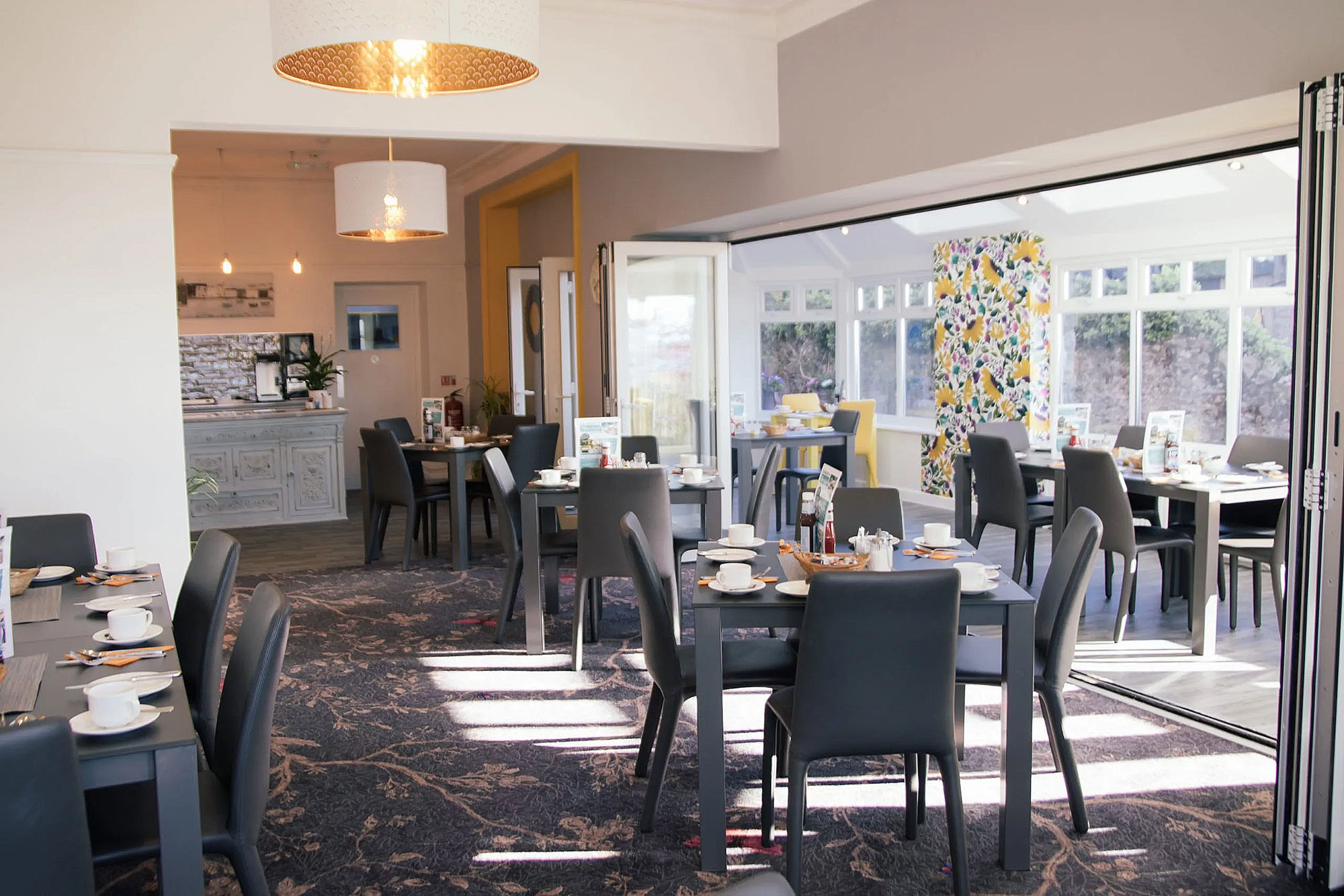 Thornleigh Hotel photo