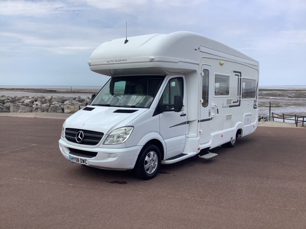Bayview Cars & Motorhomes photo