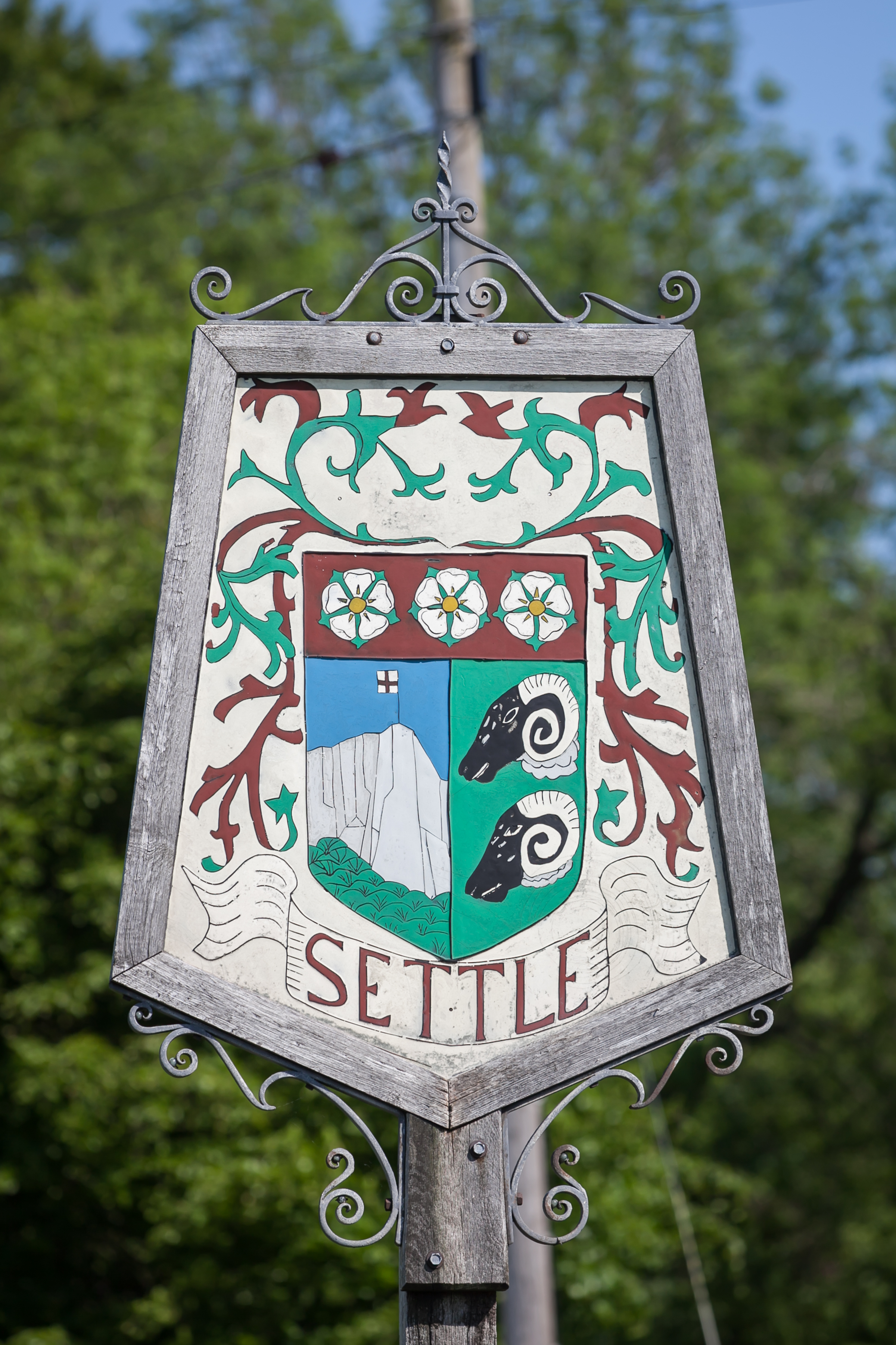 The Talbot Arms Settle photo